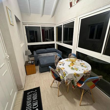 Charmant Bungalow A Сейнт Клод Екстериор снимка